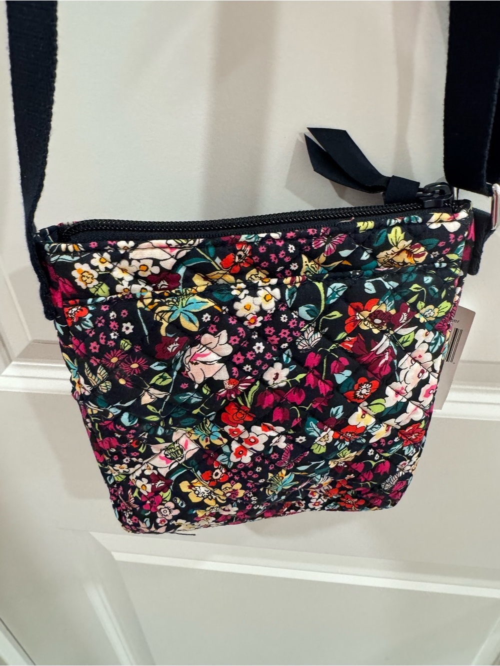 NWT Vera Bradley RFID Mini Hipster in Itsy Ditsy - Retired - Picture 4 of 7